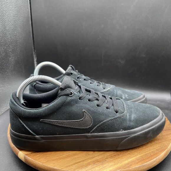 Nike Men’s Size 8 SB Charge Canvas Skateboard Sneakers CD6279-001 Triple Black main image 4